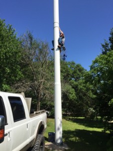 100' pole